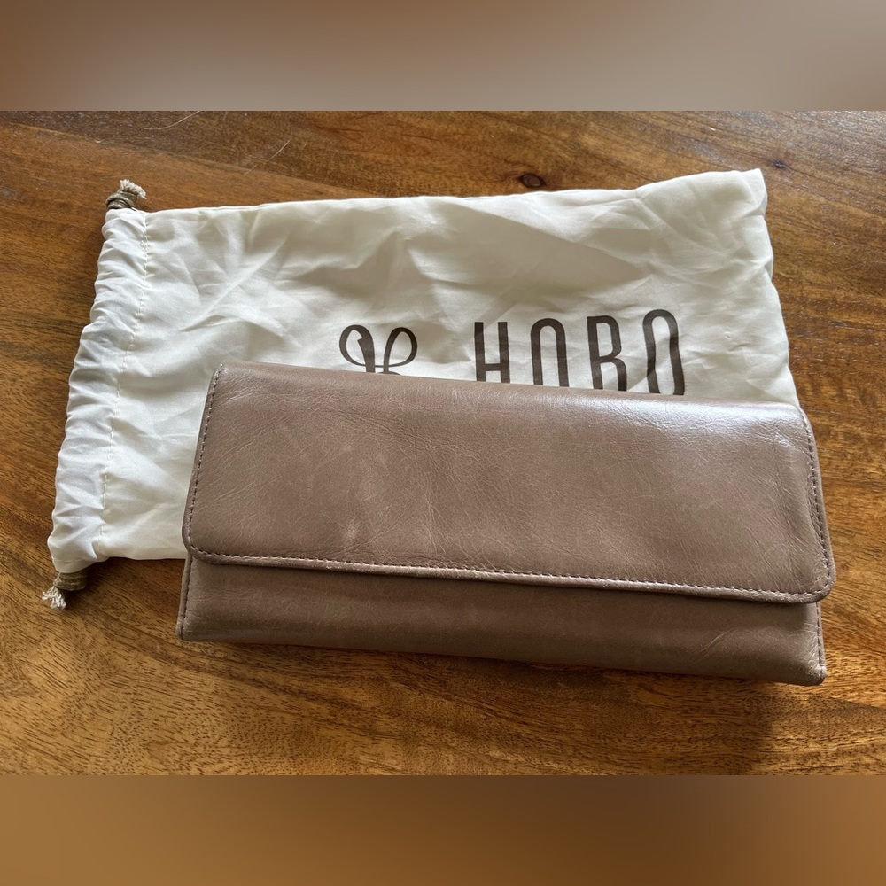 Hobo The Original Sadie Trifold Clutch Wallet